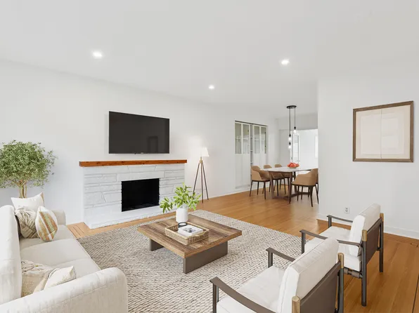 7477 Vivian Dr, Vancouver, BC V5S 2V5