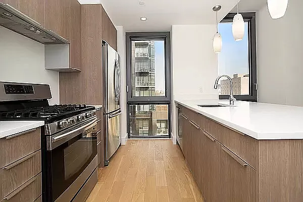 Rented by REAL New York | media 16