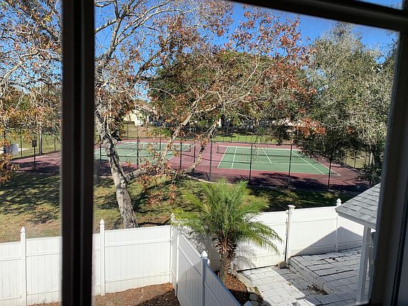 4th image of 535 Harvard Pl