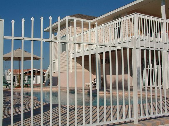 2nd Story deck overlooks pool