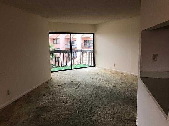 Living Area 2