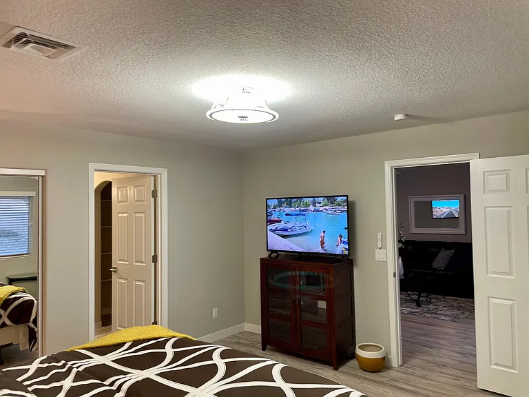 3757 Hollister Dr — Photo 23