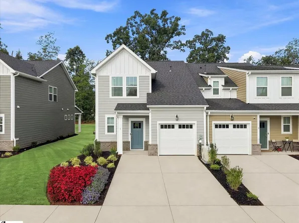 1 Thurlow Ct, Greenville, SC 29615