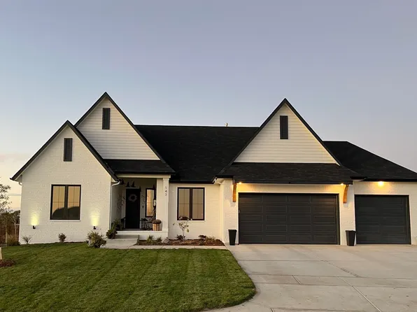 147 N Ciderbluff Ct, Goddard, KS 67052