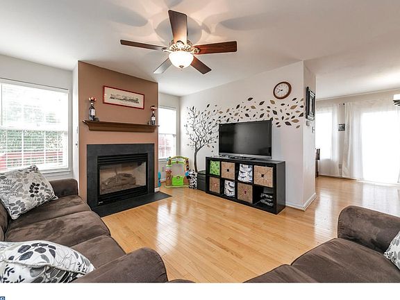 4th image of 500 Thomas Cir