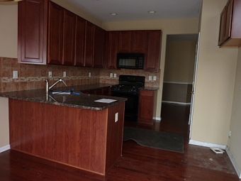 4th image of 293 Westbrook Dr