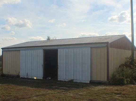3rd image of 1007 S Dixie Hwy