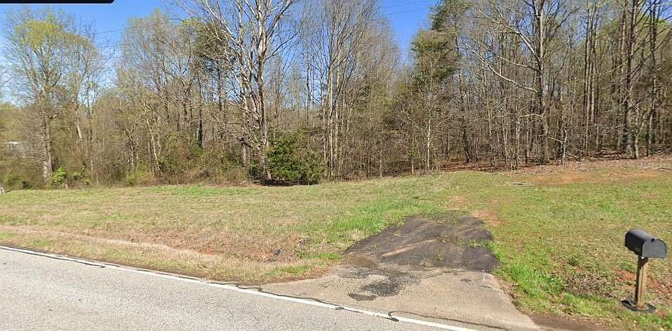 2nd image of 2300 Highway 198