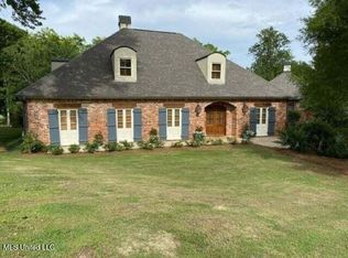 142 Sunflower Rd, Madison, MS 39110