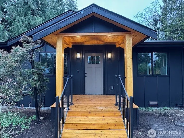 209 SW 132nd St — Photo 9