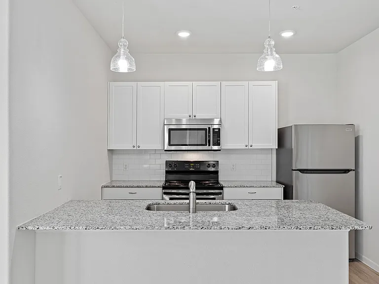 The Flats at Van Alstyne - New Luxury Apartment Home — Photo 31