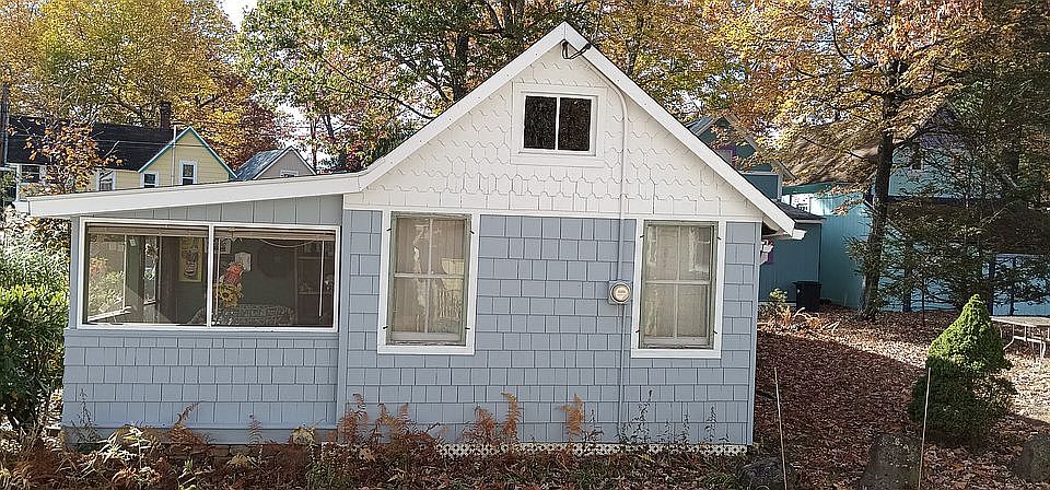 2nd image of 1 New Haven Ave