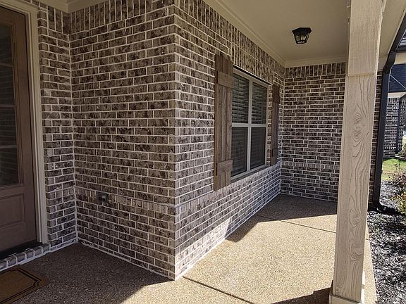 3rd image of 80 Sugalina Valley Dr