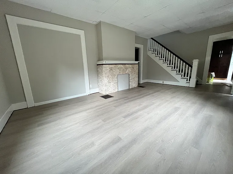 26 W Lincoln St — Photo 10