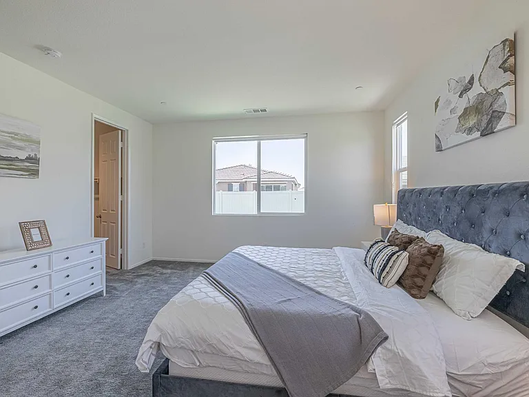 44149 Buckeye Ct — Photo 13