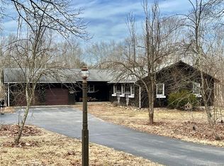 462 Roode Rd, Griswold, CT 06351