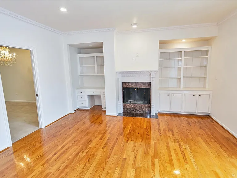 8615 La Fonte St — Photo 19