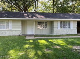 3049 Meadow Forest Dr, Jackson, MS 39212