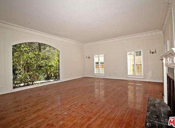 4th image of 607 N Alta Dr