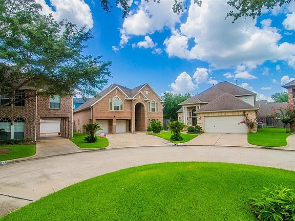 3rd image of 1632 Lakeside Enclave Dr