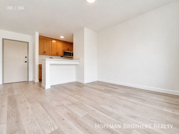 1240 S Bronson Ave #9