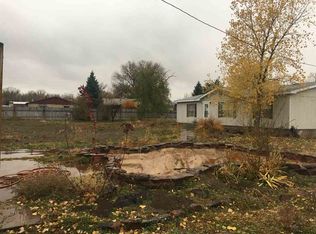 632 Romolo Ln, Taos, NM 87571