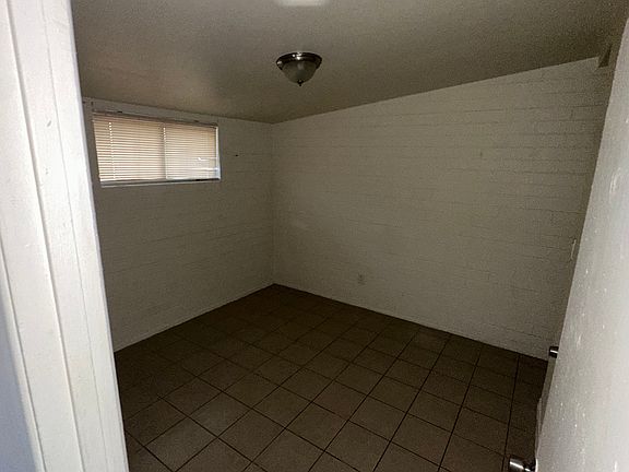 5th image of 219 E 35th St APT C