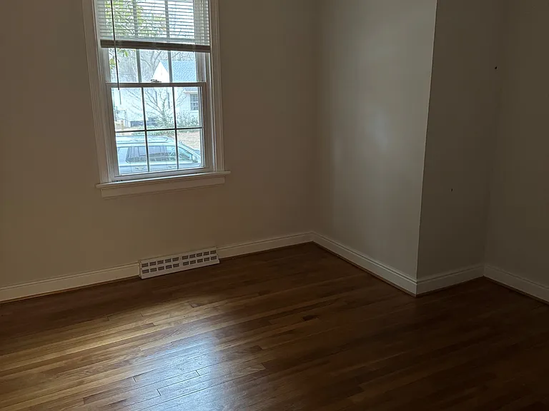 6515 Wessex Ln — Photo 11