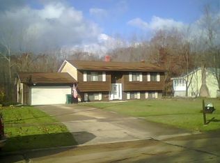 438 Hyder Dr, Madison, OH 44057