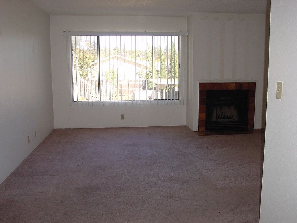 2nd image of 3341 Cimmarron Rd APT C