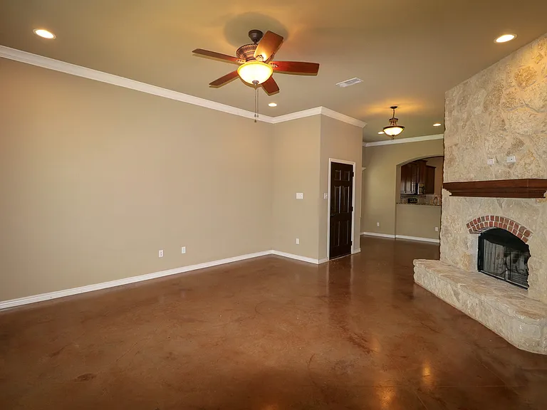 3125 Silver Saddle Dr — Photo 3