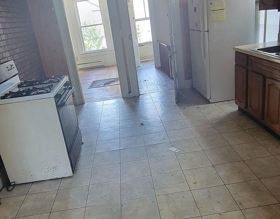 1st image of 128 Cedar St #2A