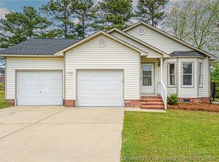 4922 Paulson Dr, Fayetteville, NC 28304