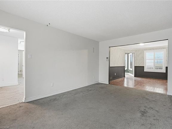 5th image of 138 Rowntree Dr