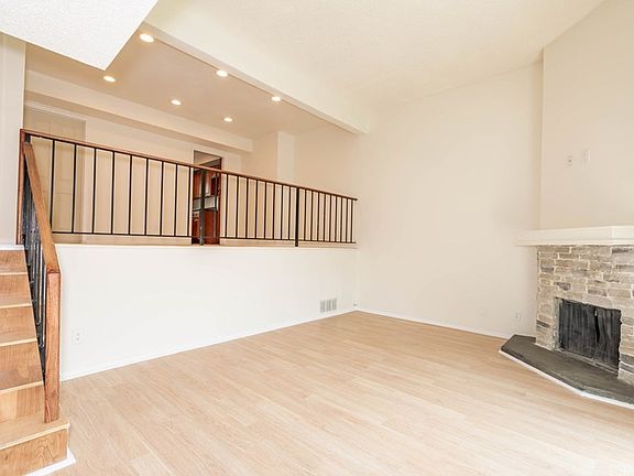5th image of 8936 Willis Ave Unit 15