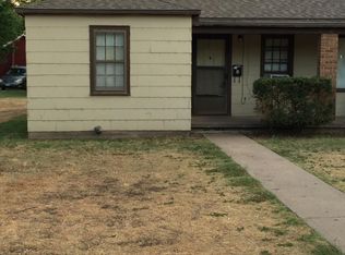 2414 6th Ave, Canyon, TX 79015