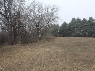 6th St N, Cleveland, ND 58424