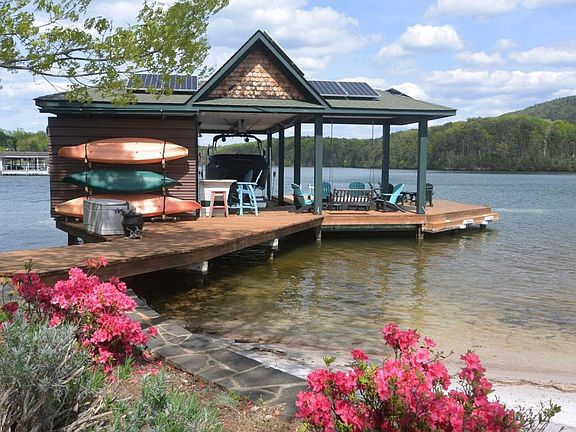 4th image of 2379 Capewood Dr