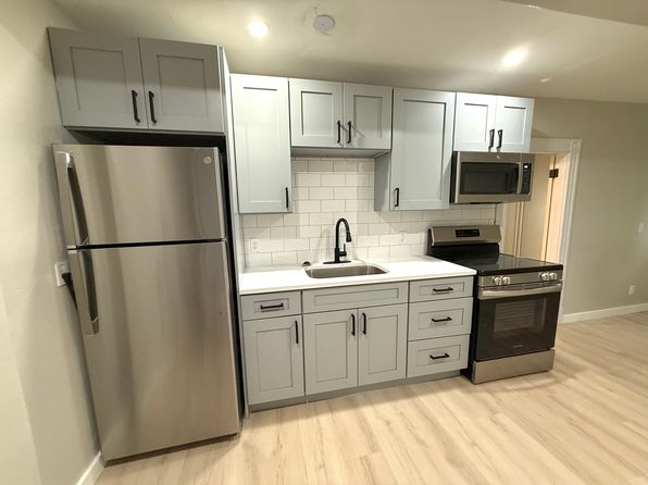 1150 Woodbury Ave #2