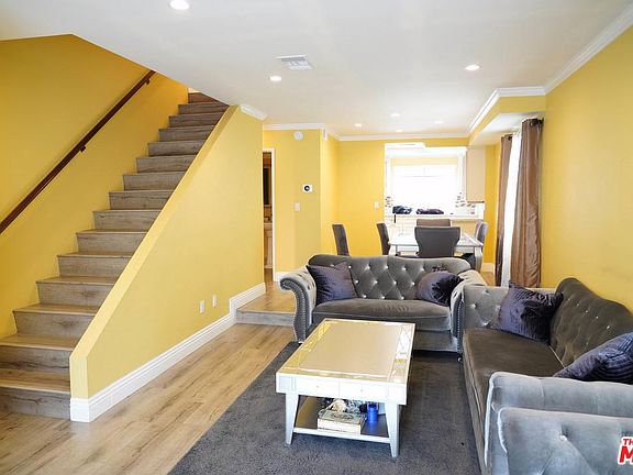 2nd image of 10929 Morrison St APT 9