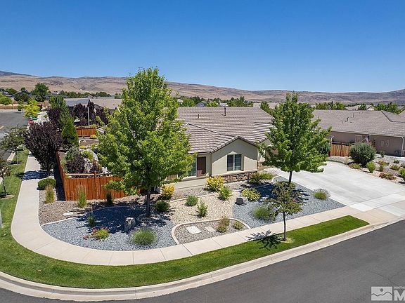 3rd image of 7760 Rhythm Cir