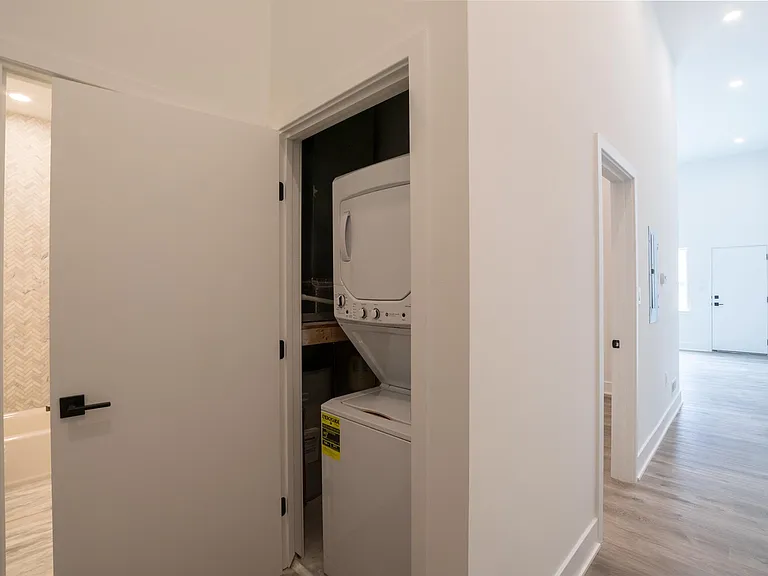 1420 Point Breeze Avenue — Photo 61
