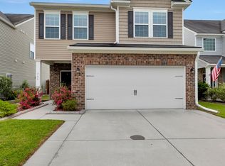 766 Redbud Ln, Summerville, SC 29486