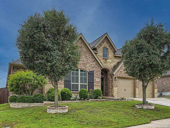 2nd image of 1811 COTTONWOOD WAY