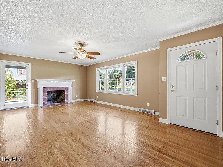1760 John Small Ave — Photo 24