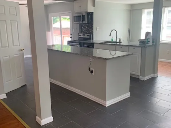 (undisclosed Address), Woodford, VA 22580