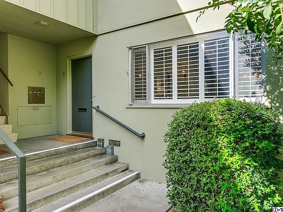 2nd image of 320 W California Blvd APT B