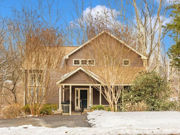 6976 Meadowpoint Ter