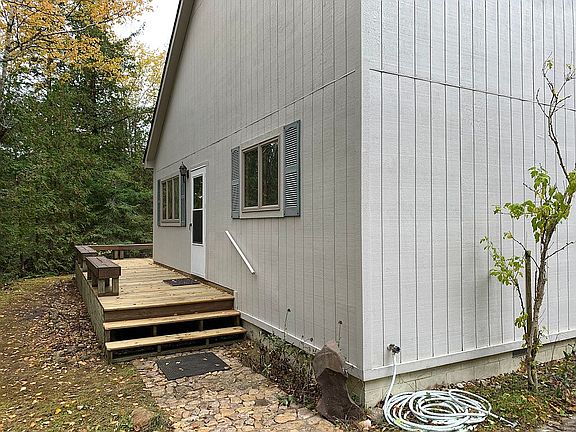 4th image of 4836 Presque Isle Park Dr
