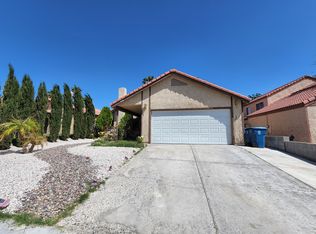 5436 Liverpool Rd, Las Vegas, NV 89107